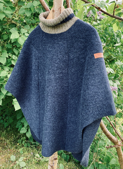 Busla Poncho - Blå melange